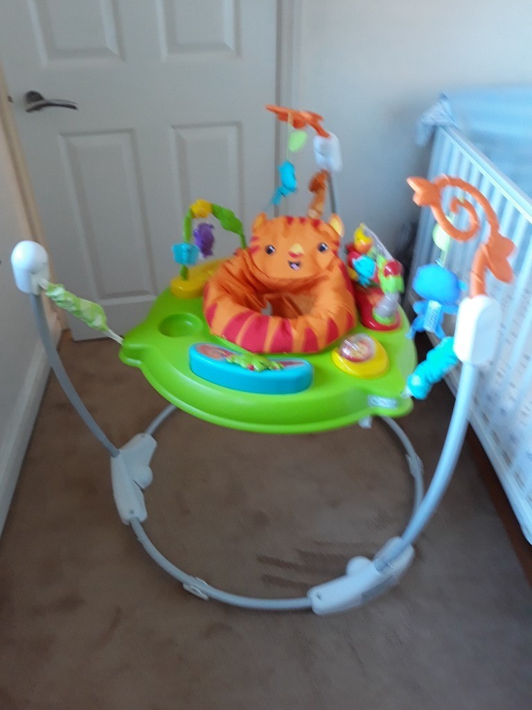 jumperoo smyths